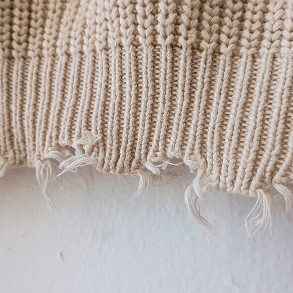 Jessica Simpson Distressed Cropped Knit Sweater | Cream/Tan | Size XS - Picture 5 of 8